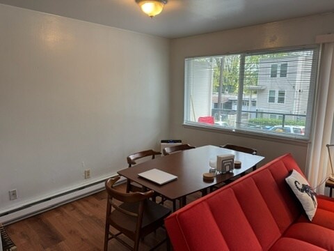 Building Photo - 4735 22nd Ave NE