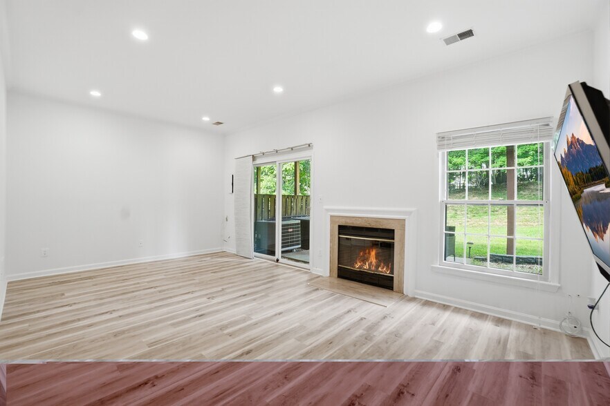 Building Photo - 12327 Sour Cherry Way