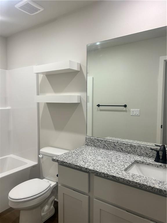 Building Photo - 580 Cosmos St