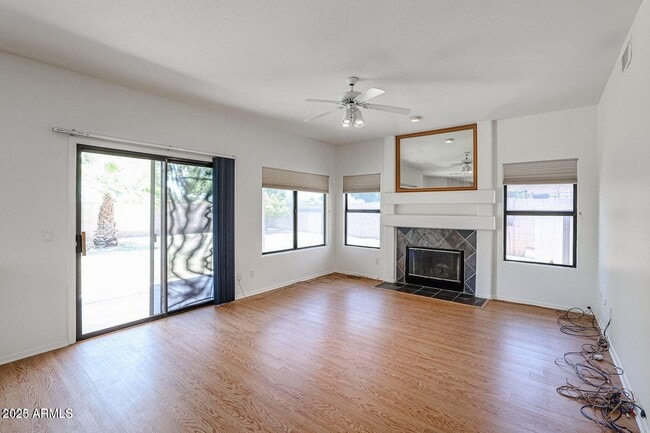 Building Photo - 1815 E Dava Dr