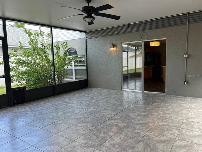 Building Photo - 10706 Opus Dr