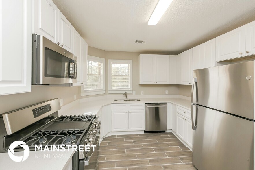 Building Photo - 40 Prestwick Dr