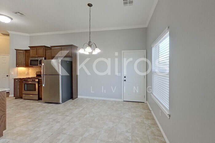 Building Photo - 11637 SW 10th St