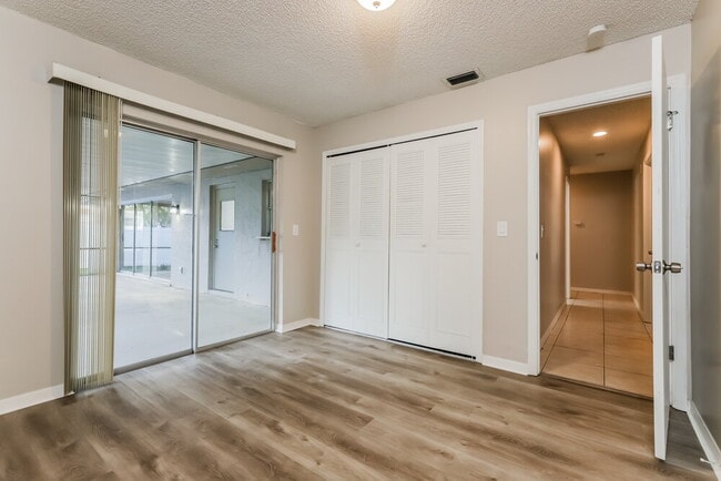 Building Photo - 504 Mahogany Dr