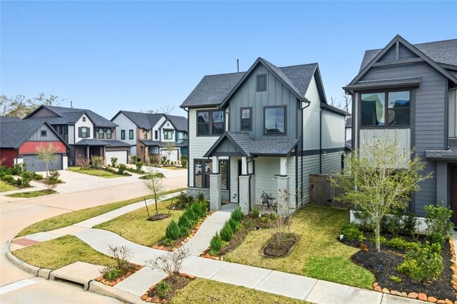 Building Photo - 1530 Noble Pk Dr