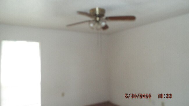 Building Photo - 7810 Lazy Forest Dr