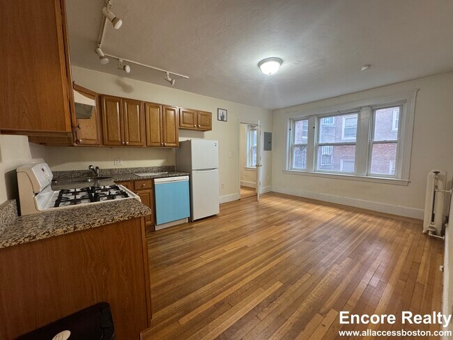 Building Photo - 1615 Commonwealth Avenue