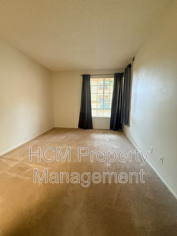 Building Photo - 113 Alberti Aisle