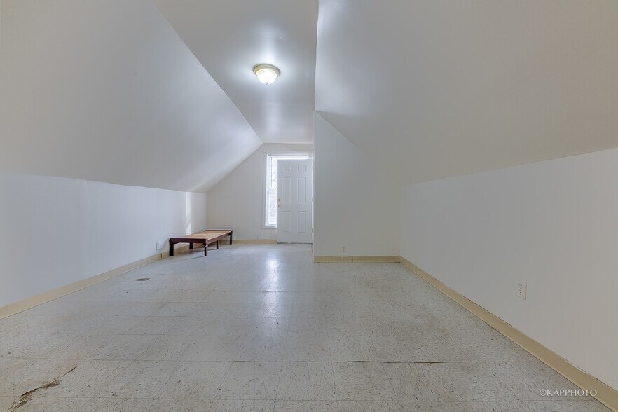 Primary Photo - 3121 W 39th Pl