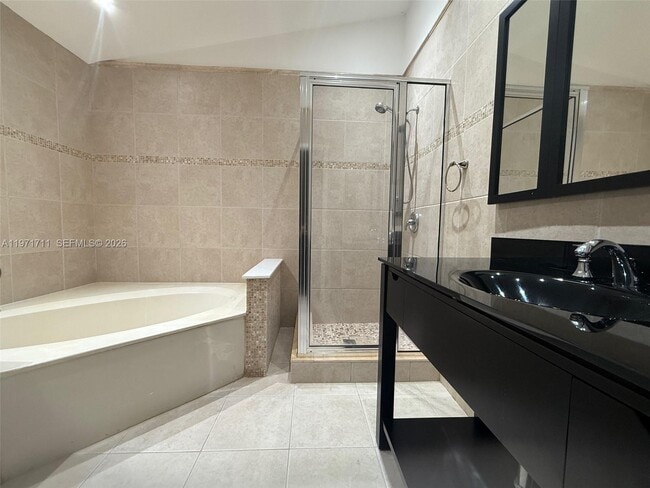 Building Photo - 402 SW 158th Terrace