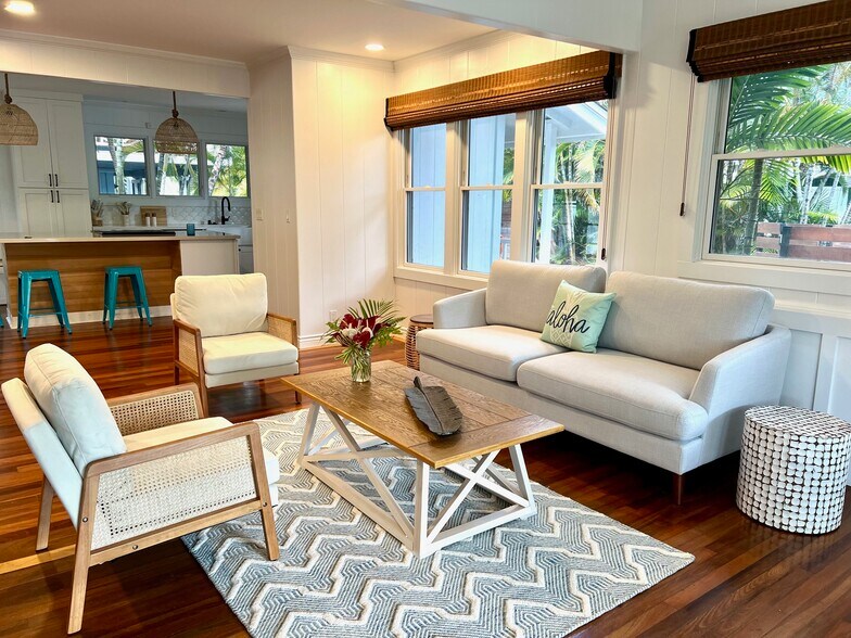 open concept spacious living area off kitchen - 156 N Kalaheo Ave