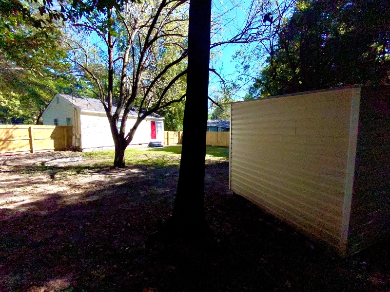 Building Photo - 717 Cornelia Dr