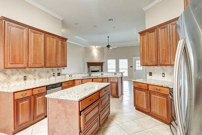 Building Photo - 2614 Wool Dr