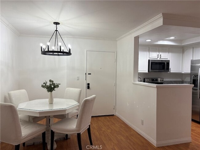 Building Photo - 22100 Burbank Blvd