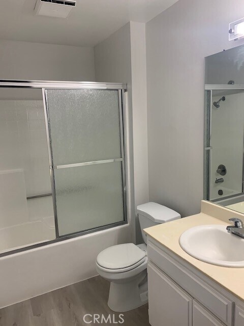 Building Photo - 1247 Stoner Ave