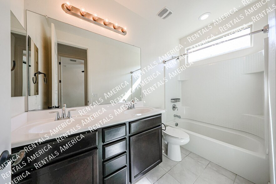 Building Photo - 22483 N 95th Dr