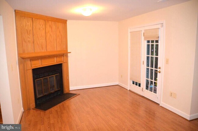 Building Photo - 6086 Joust Ln