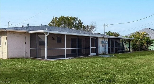 Building Photo - 503 NE 24th Pl