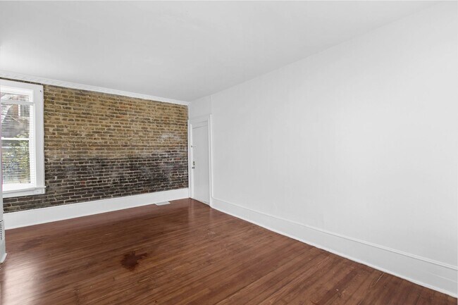 Interior Photo - Duncan Flats