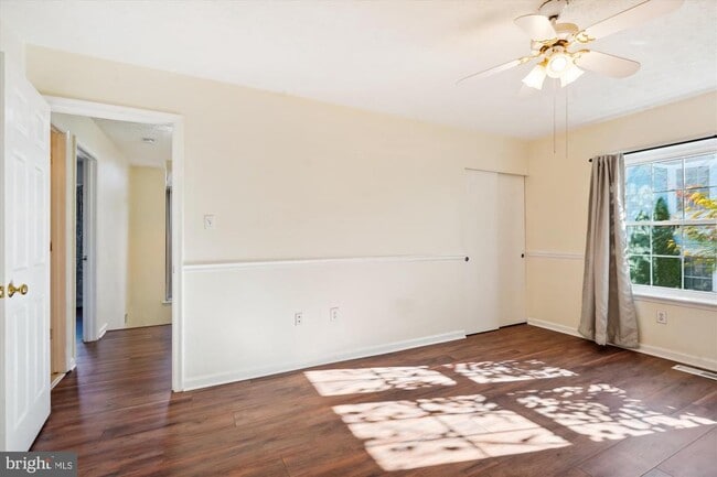 Building Photo - 6101 Hoskins Hollow Cir