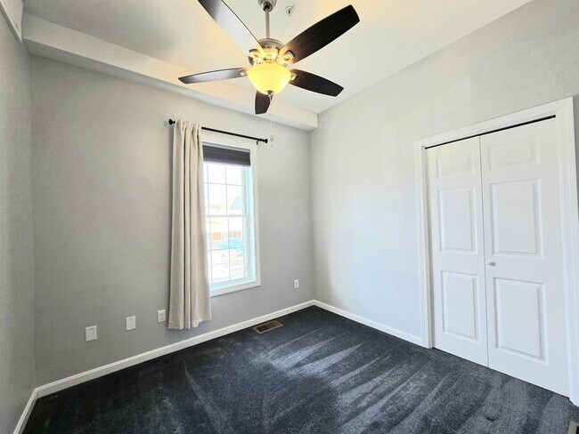 Building Photo - 2 Railroad Ave