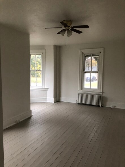 Building Photo - 37 Prizer Rd