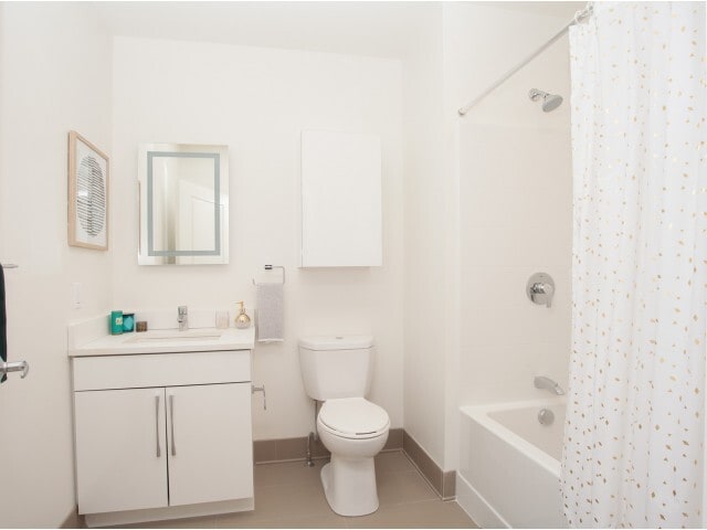 Building Photo - 75 Braintree St