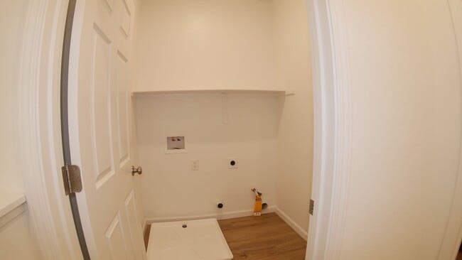 Building Photo - 1012 Buena Vis Ln