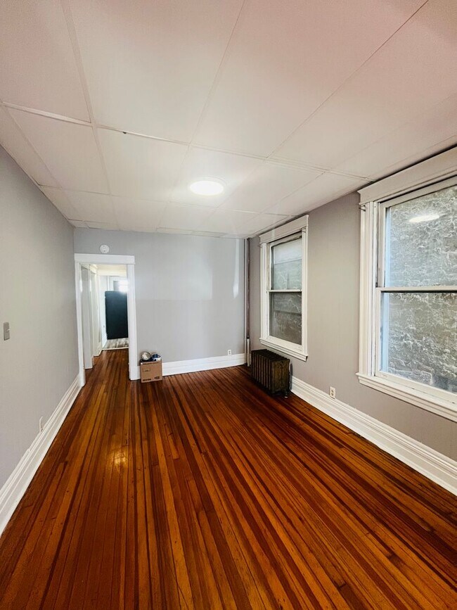 Building Photo - 223 Western Ave