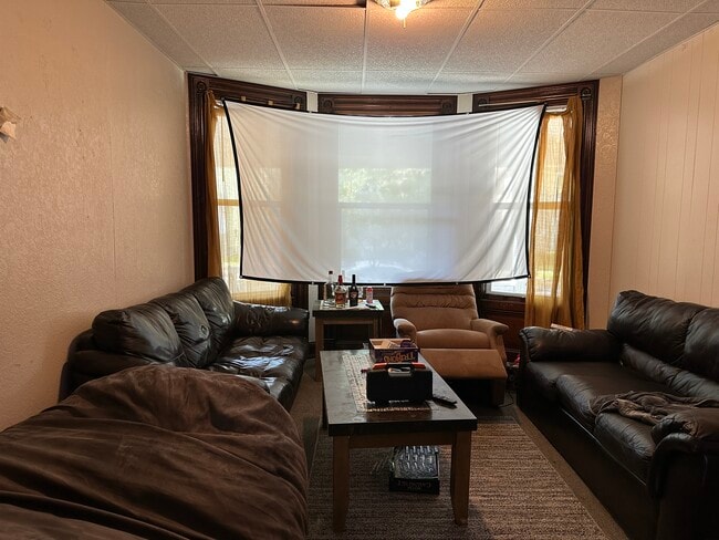 Building Photo - 30 Seminary Ave