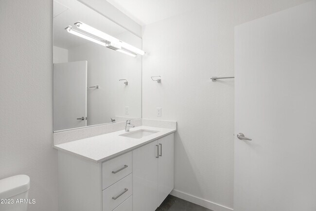 Building Photo - 1130 N 2nd St