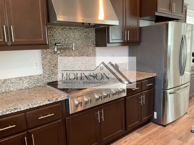 Building Photo - 2530 Ellis Town Dr