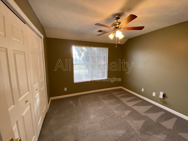 Building Photo - 6153 Lauren Ln