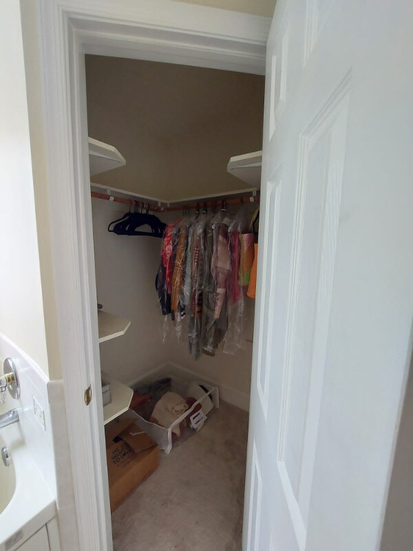 Building Photo - 14031 Rocky Rdg Dr