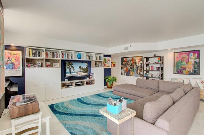 Building Photo - 5900 Collins Ave