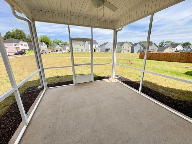 Building Photo - 101 Brown Cir