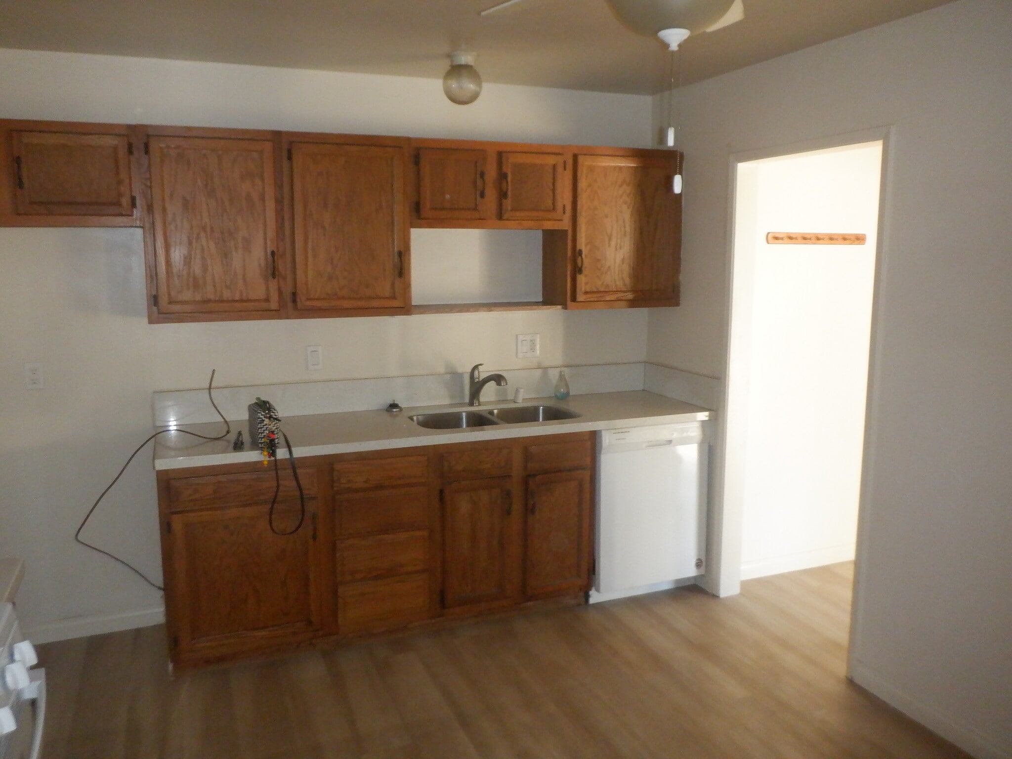 Building Photo - 8853 Stardust Ln