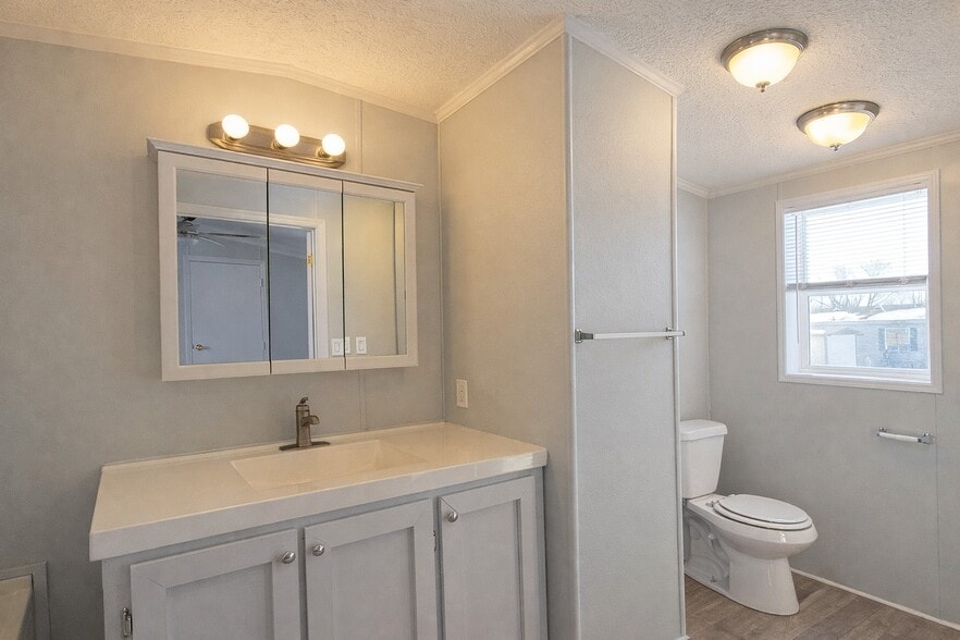 Building Photo - 52150 Lexington Ln