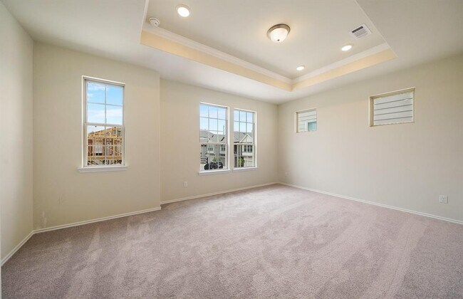 Building Photo - 8647 Cedardale Park Dr