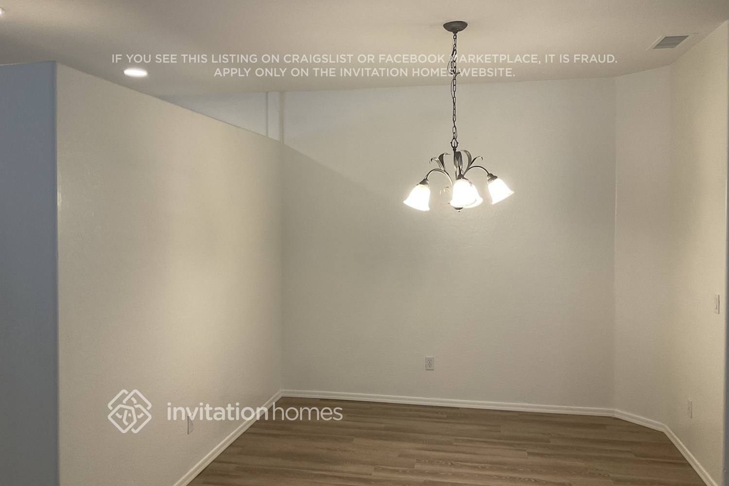 Building Photo - 10266 E Keats Cir