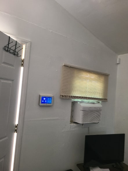 Primary Photo - 4016 Wabash Ave