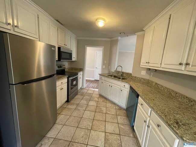 Building Photo - 102 McDermotts Way