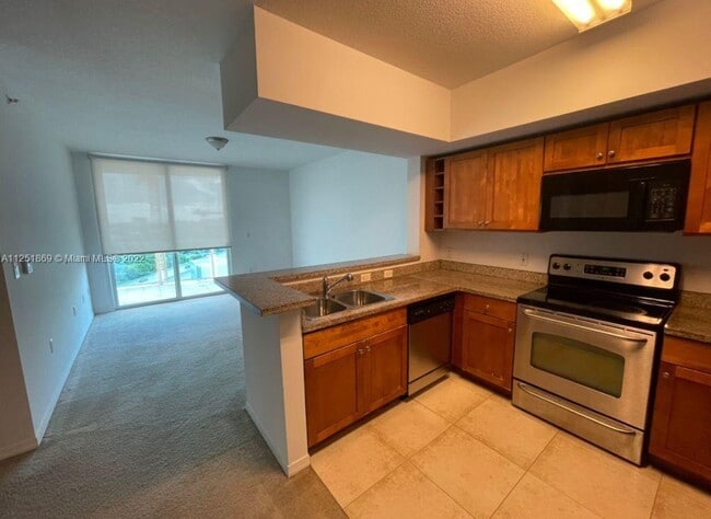 Primary Photo - 1723 SW 2nd Ave