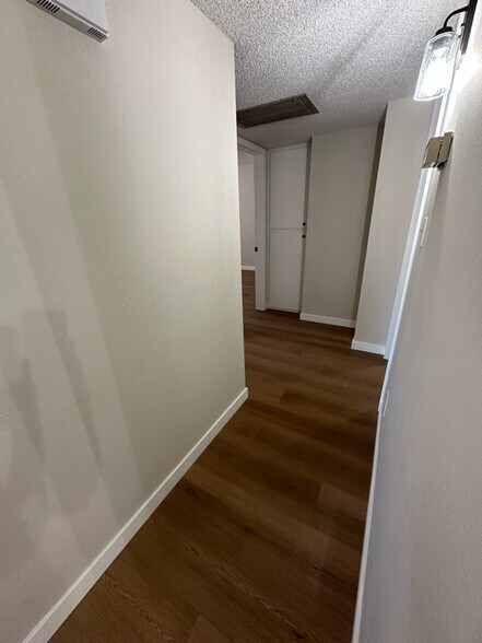 Building Photo - 740 Tiger Lilly Ln