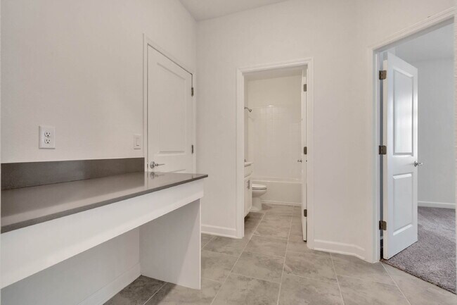 Building Photo - Stunning 4BR Eastham Plan in Pine Glen | Solar Home with Resort-Style Amenities in St. Cloud, FL