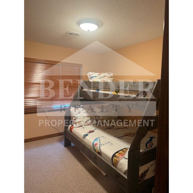 Building Photo - 178 McClary Dr