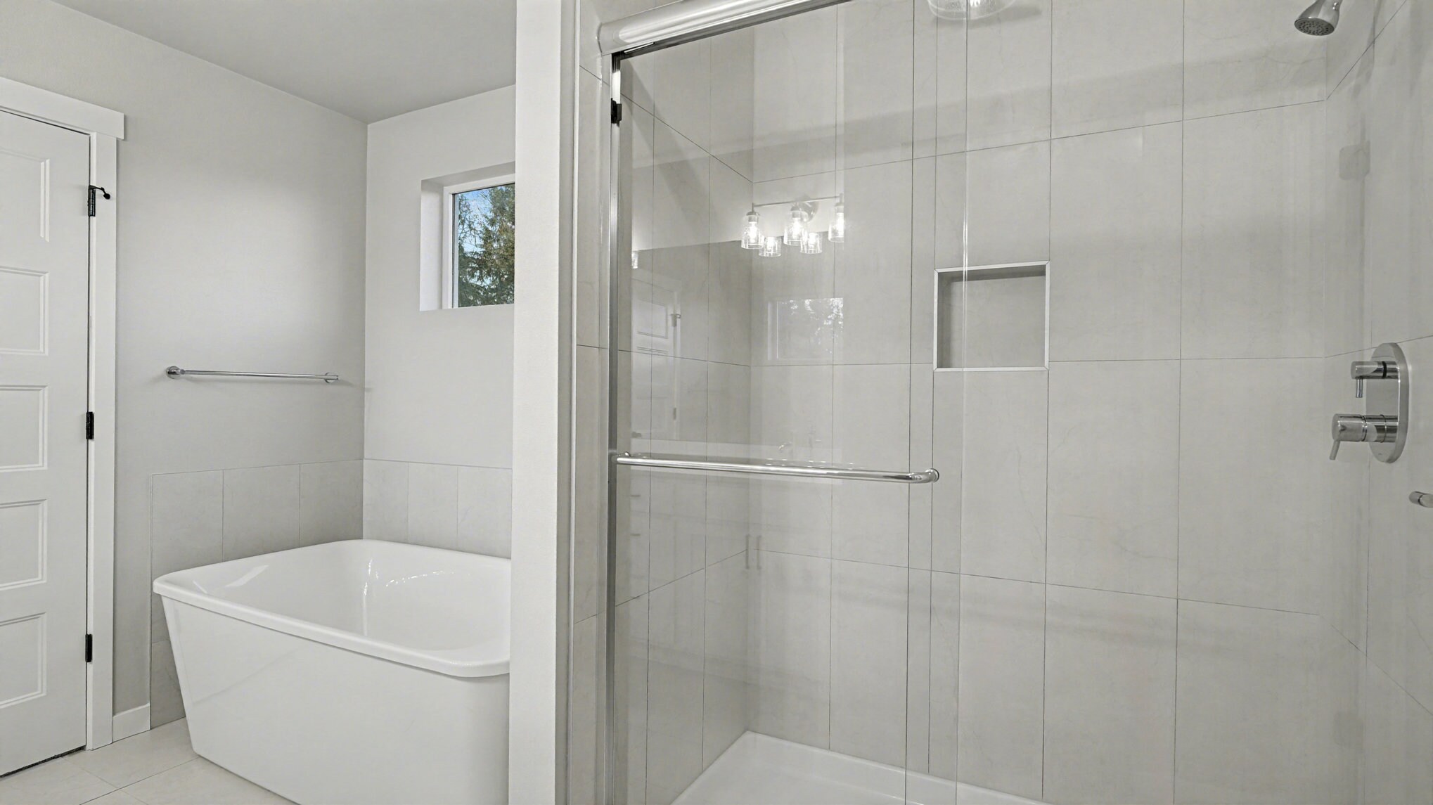 Building Photo - 8761 69th Pl NE