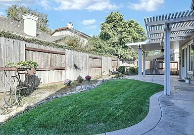 Building Photo - 63 Guise Way