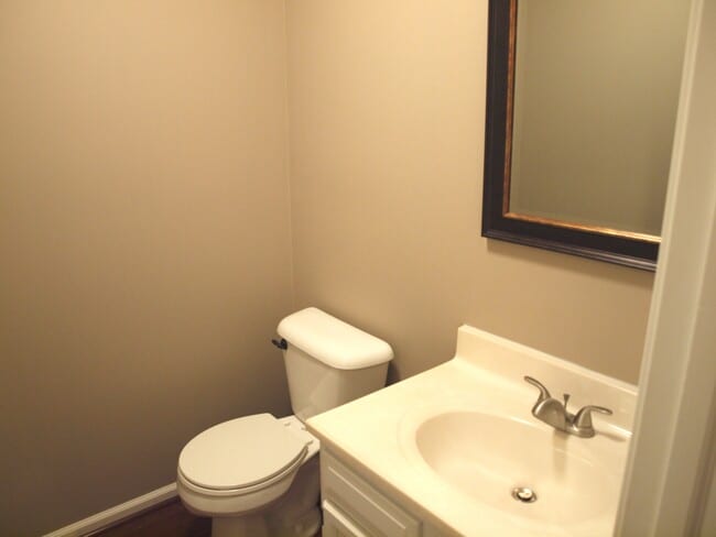 Building Photo - 834 34th St NW