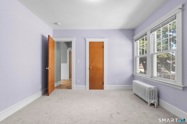 Building Photo - 139 Richards St